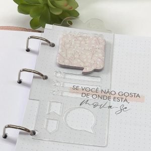 Estencil e Post it (+22,00)